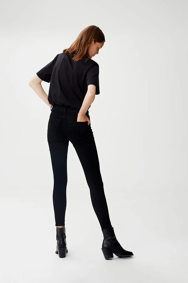Pantalone Gestuz 10900066
